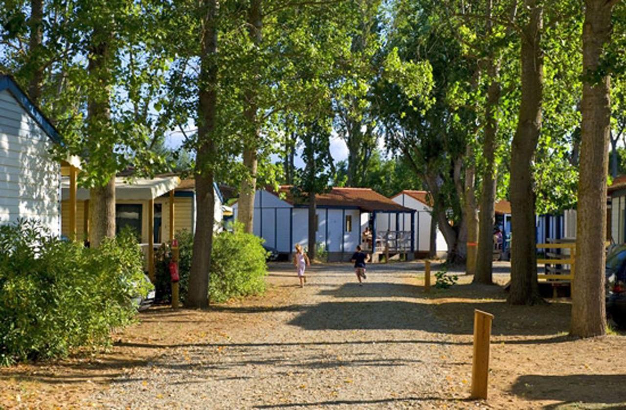 Camping La Dune Vias Exterior photo