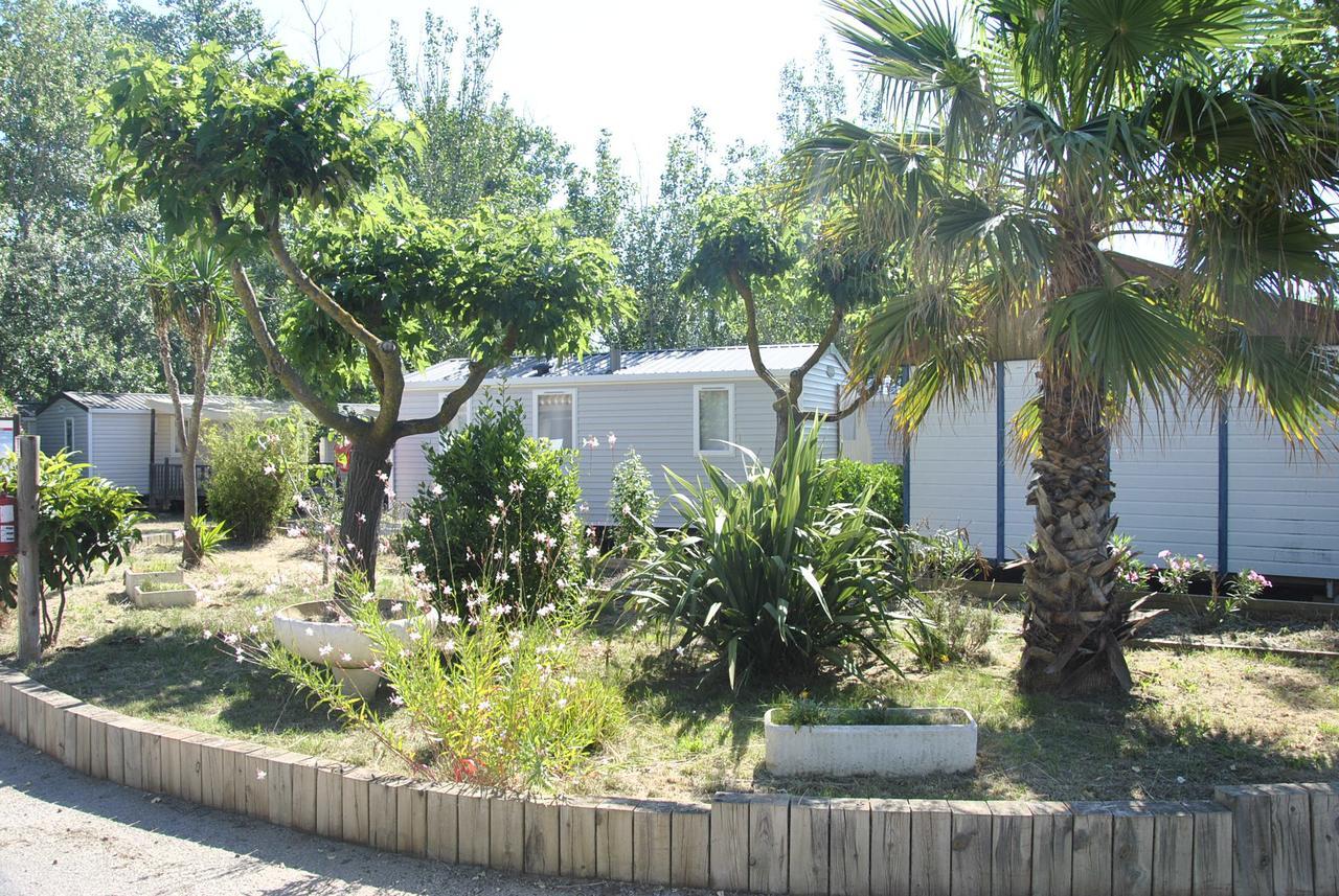 Camping La Dune Vias Exterior photo
